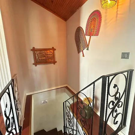 Lycian 3 2 Living - Great Location *