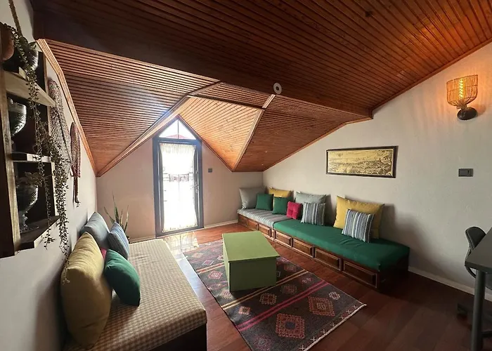 Daire Lycian 3 2 Living - Great Location *