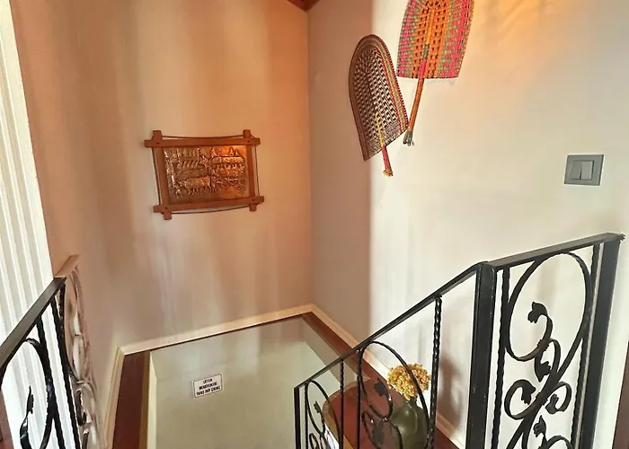 Lycian 3 2 Living - Great Location *